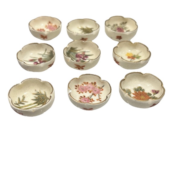 ANTIQUE JAPANESE SATSUMA POTTERY FLORAL MINI CUPS - SET OF 9 - Picture 5 of 14